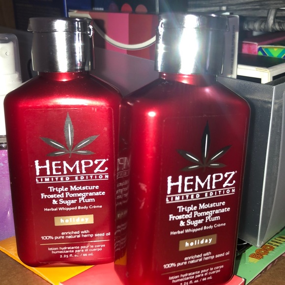 hempz frosted pomegranate & sugar plum